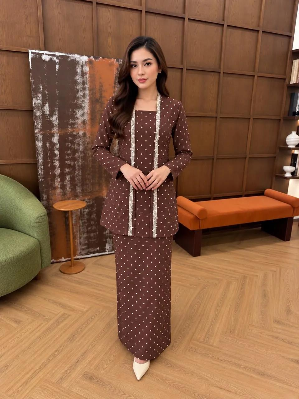 Chinta Kebaya Polka — imej 2
