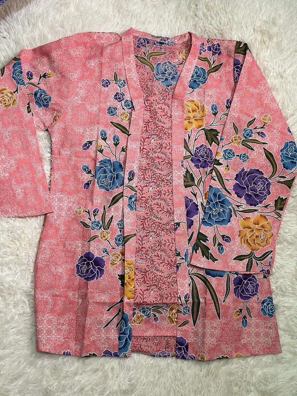 Kebaya Batik Mawar — image 4