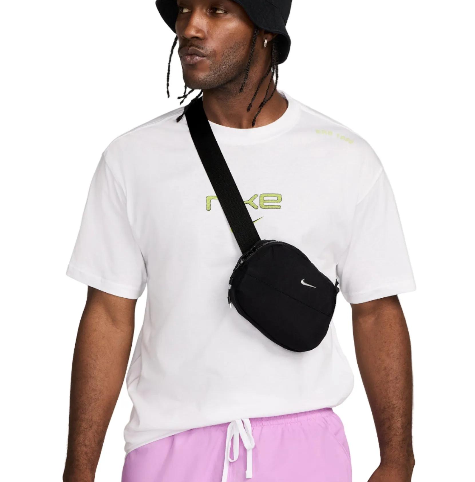 NIKE Aura Unisex Pouch Bag Black HM6120-010